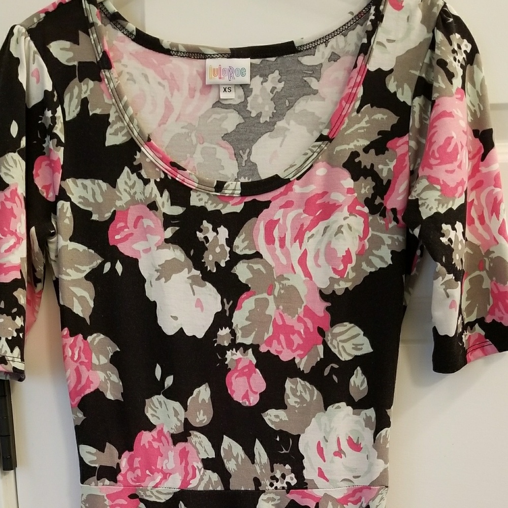 XS LulaRoe Nicole (NWOT)